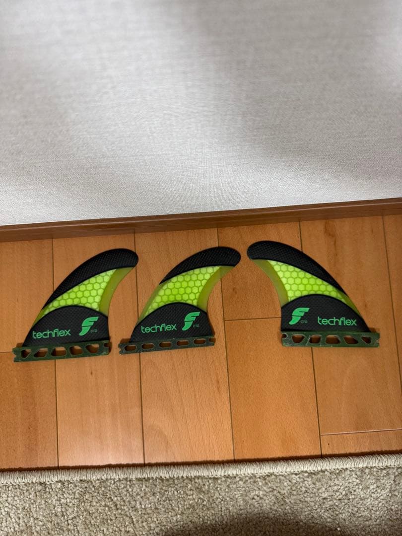 フューチャーtechflex サーフボードフィン 3枚セット