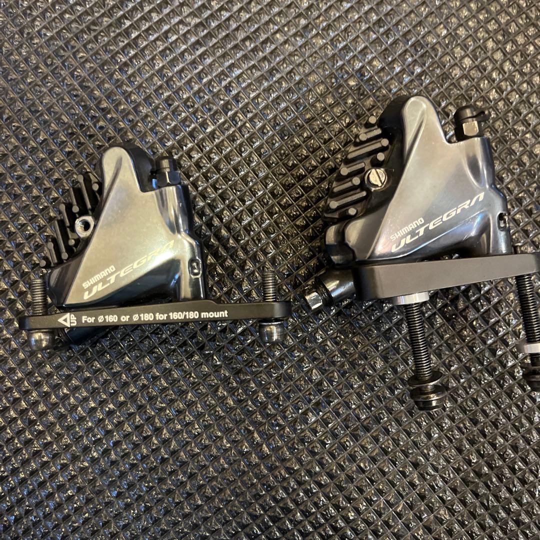 シマノ 油圧ブレーキキャリパー BR-R8070 ULTEGRA パッドあり