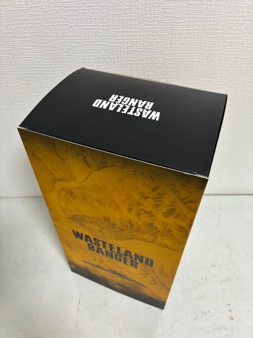マッドマックス　フィギュア　怒りのデスロード　トム・ハーディ1/6