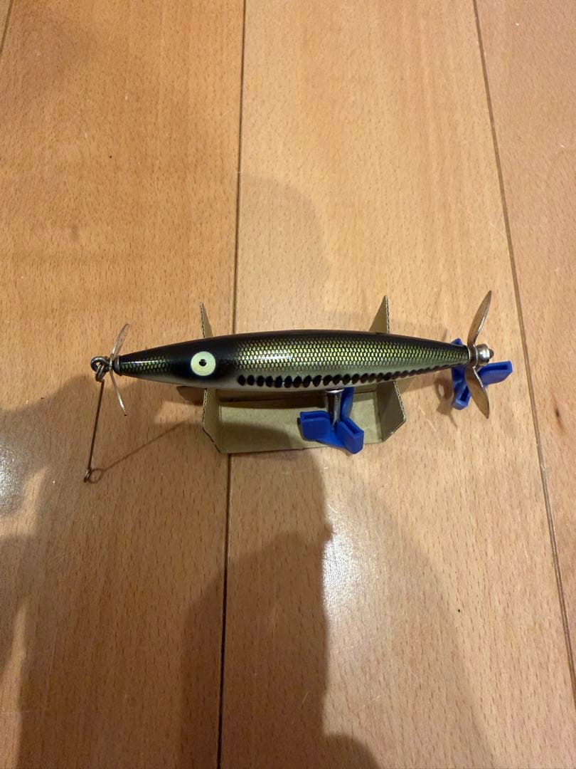 Heddon Dying Flutter トップウォーター ルアー