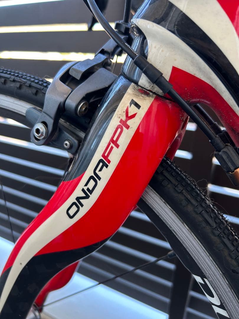引取限定 PINARELLO FP QUATTRO ロードバイク