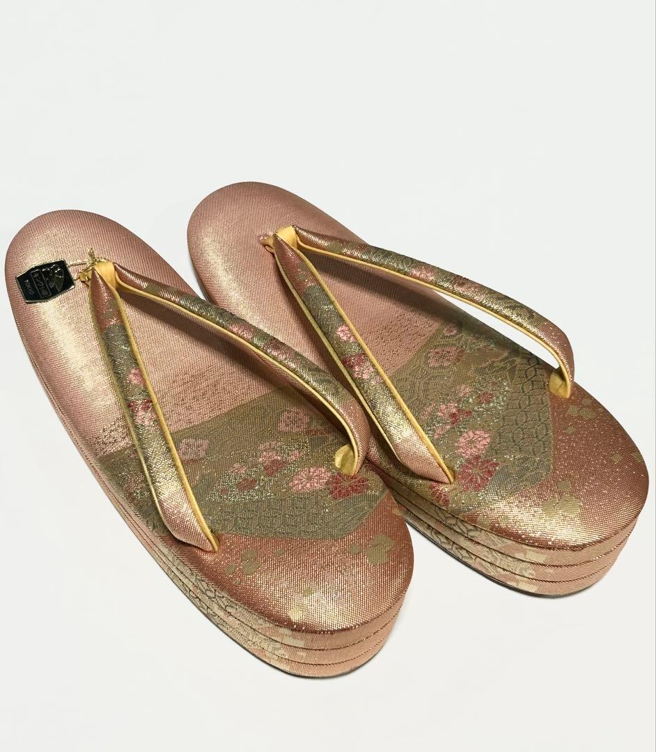 【超美品】高級キンワシ印　和装バッグ草履セット　桐箱入り　他計2点セット