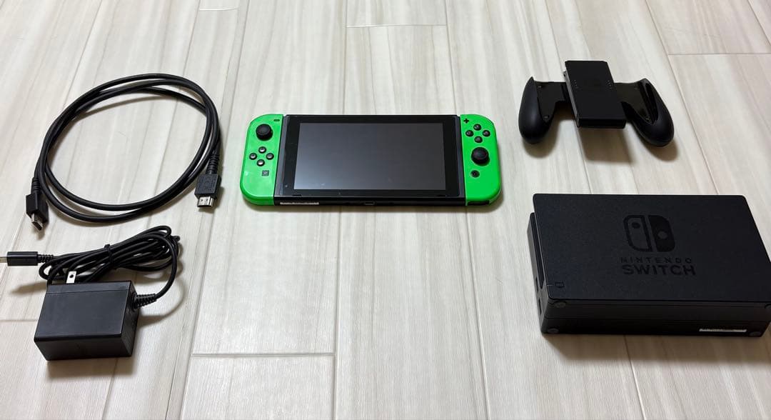 Nintendo Switch本体 ［新品購入使用品/中古/グリーン］