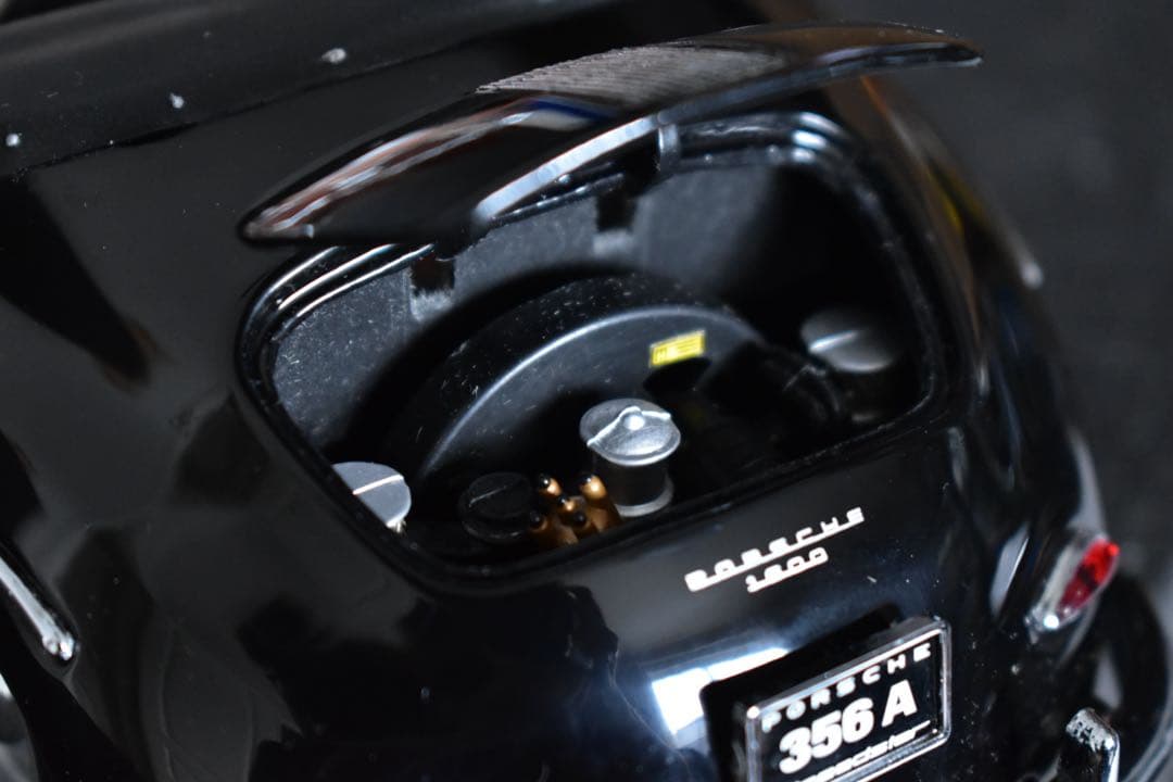 1/18 京商 ポルシェ 356A スピードスター フルディテール ミニカー