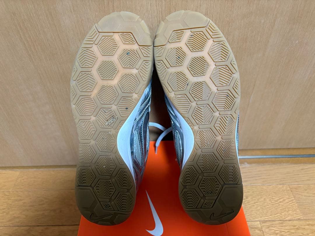 値下げ NIKE ガト LV8 26.0cm 美品 原宿正規品 フットサル