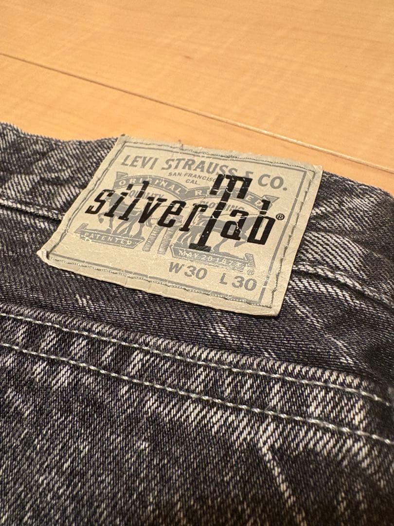 Levi’s Silver Tab BAGGY ブラックW30 L30