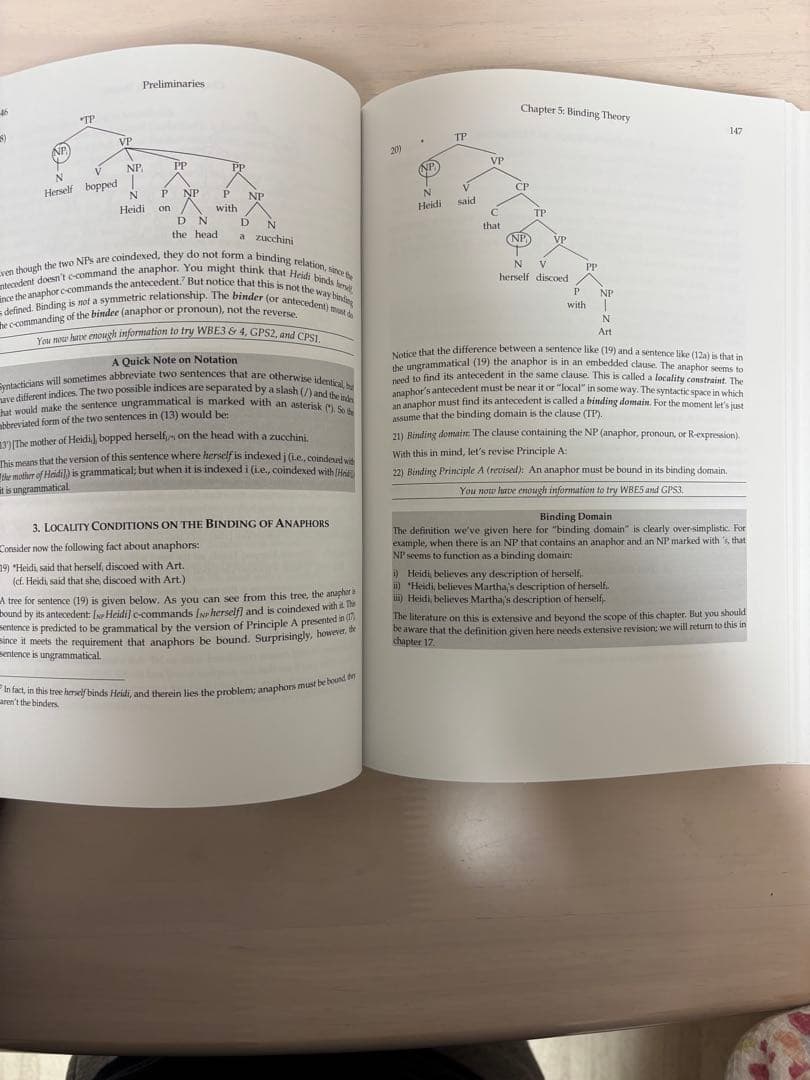 Syntax: A Generative Introduction 第四版