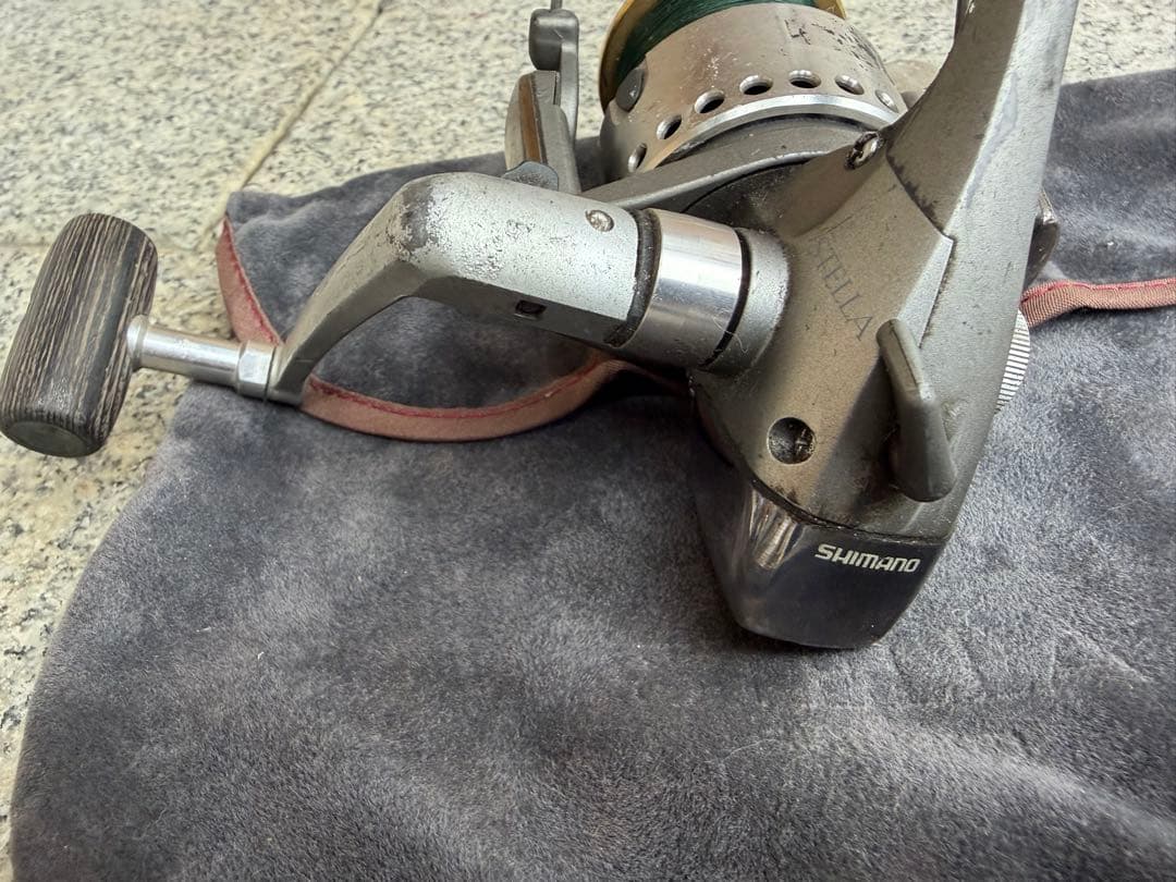 ジャンク品　SHIMANO STELLA 3000 スピニングリール