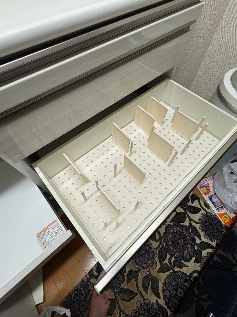 Taka！島忠　作業台付き食器棚　120