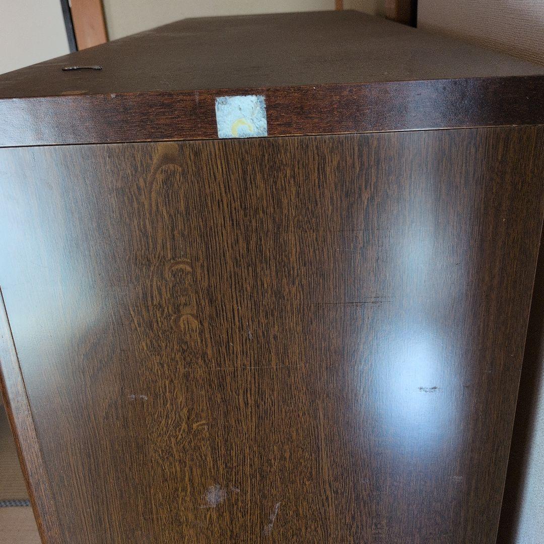木製3枚ガラス扉ディスプレイキャビネット食器棚　コレクション棚　本棚