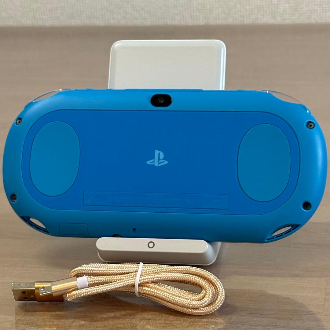 7-097【美品】PSVITA PCH-2000 アクアブルー