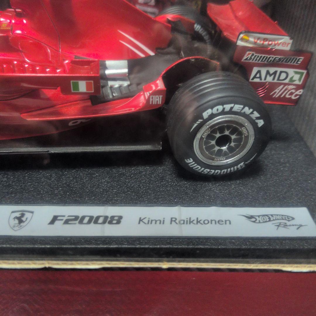 【美品】ホットウィール 1/18 フェラーリ F2008 K.ライコネン