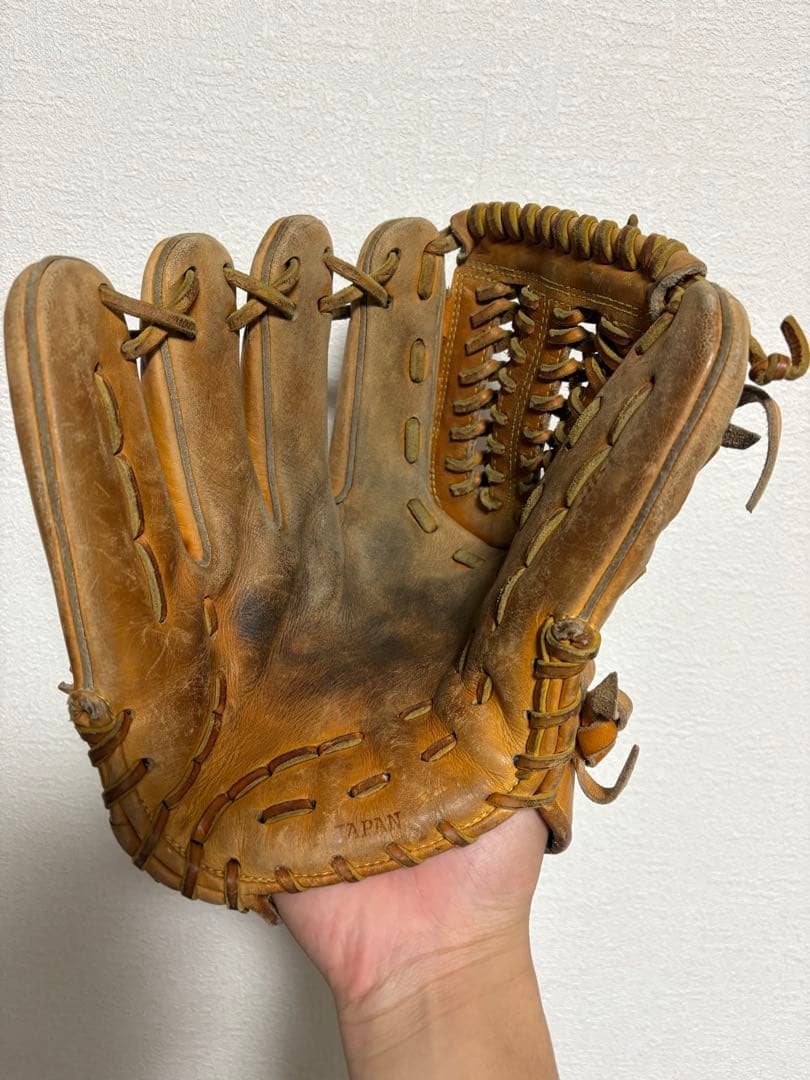 硬式野球グローブ 茶色　ドナイヤ