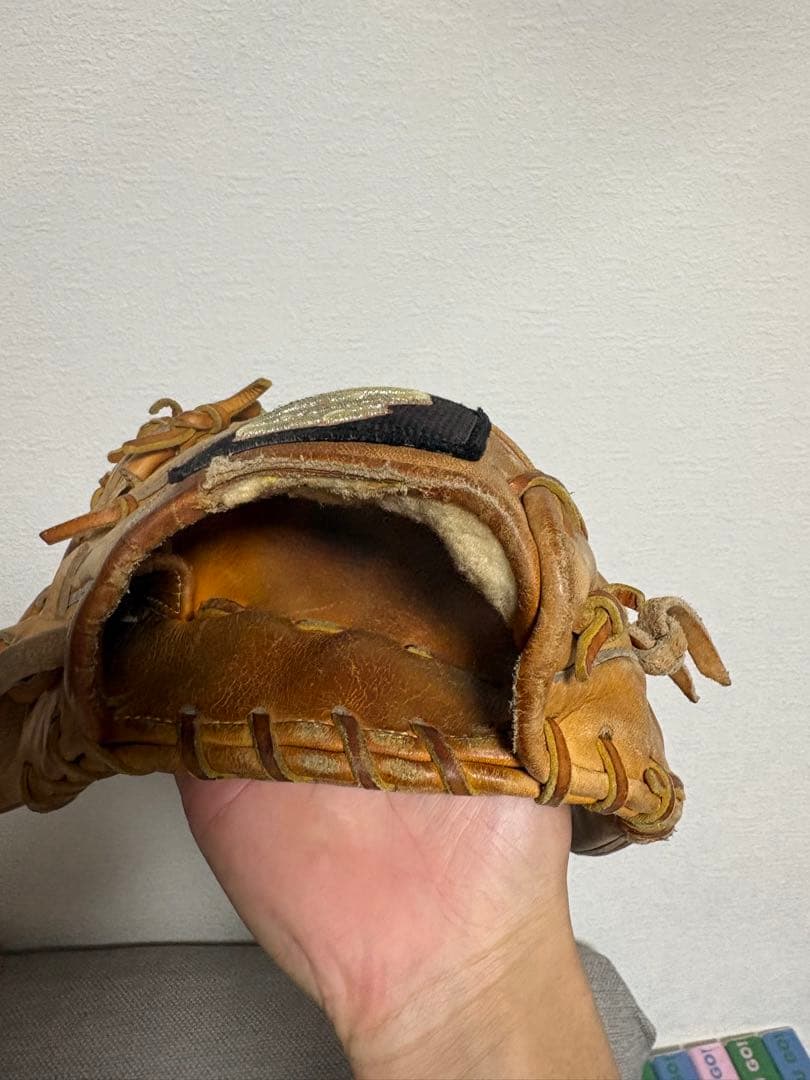 硬式野球グローブ 茶色　ドナイヤ