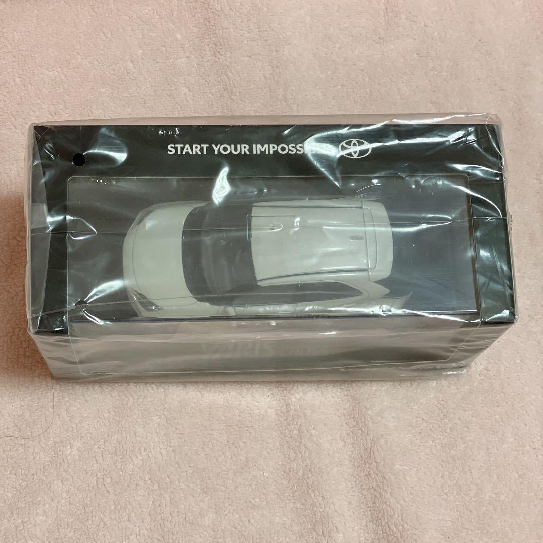カエル！！！トヨタ ♥︎ ヤリスクロス ♥︎ ミニカー