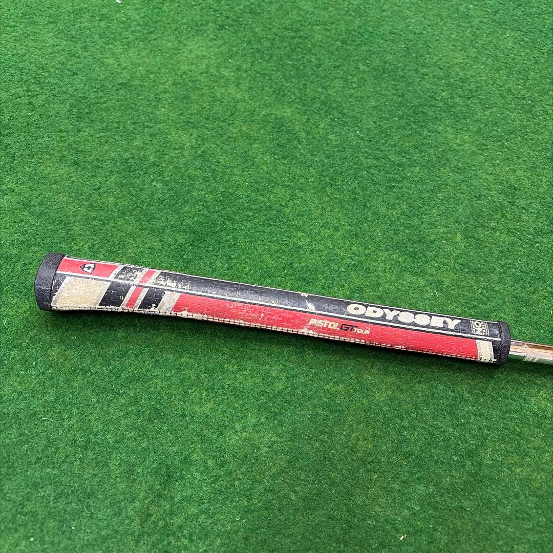 ODYSSEY oworks V-LINE FANG CH パター レッド