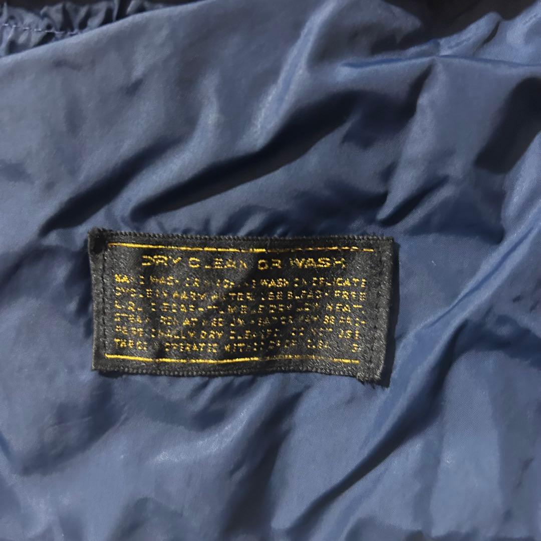 A*o様 Eddie Bauer 黒タグ プレミアムグースダウン　ネイビー　イエ