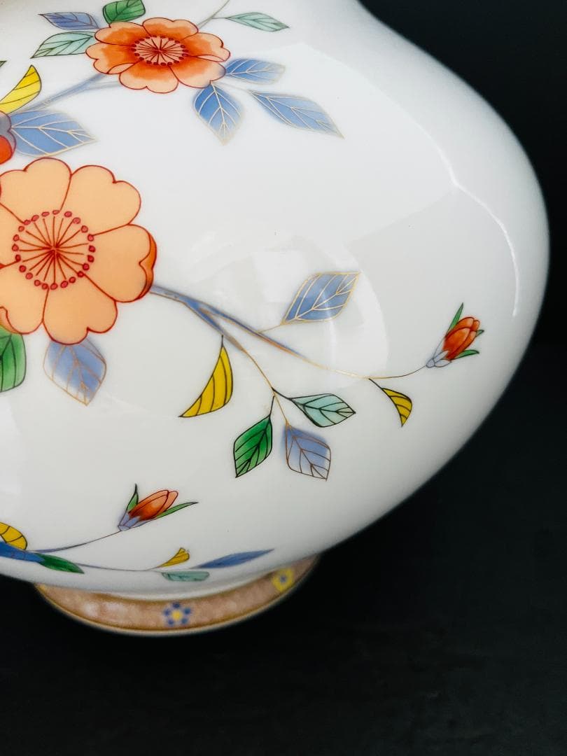 深川製磁 有田焼 金彩　花絵　花瓶 花器 花入 花生