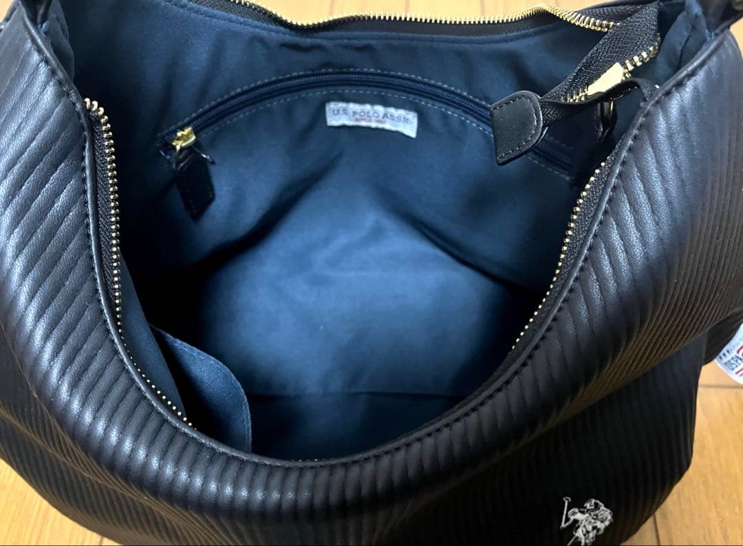 U.S. POLO ASSN. プリーツビッグショルダーバッグ