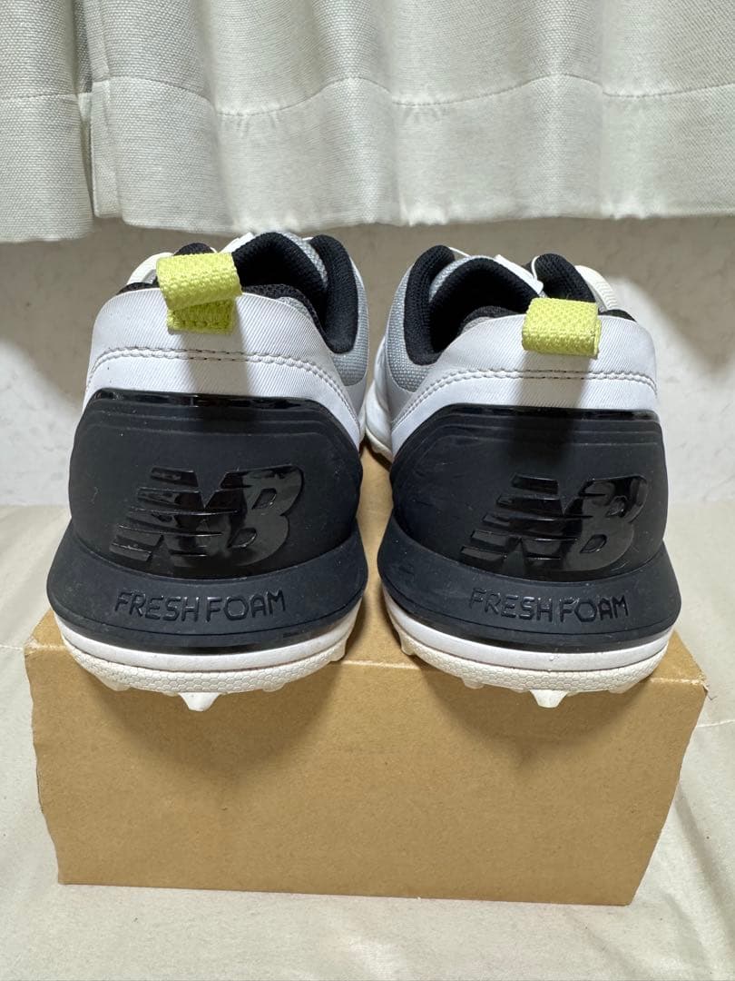 【美品】ニューバランス ゴルフ Fresh Foam X 2500 v4 BOA