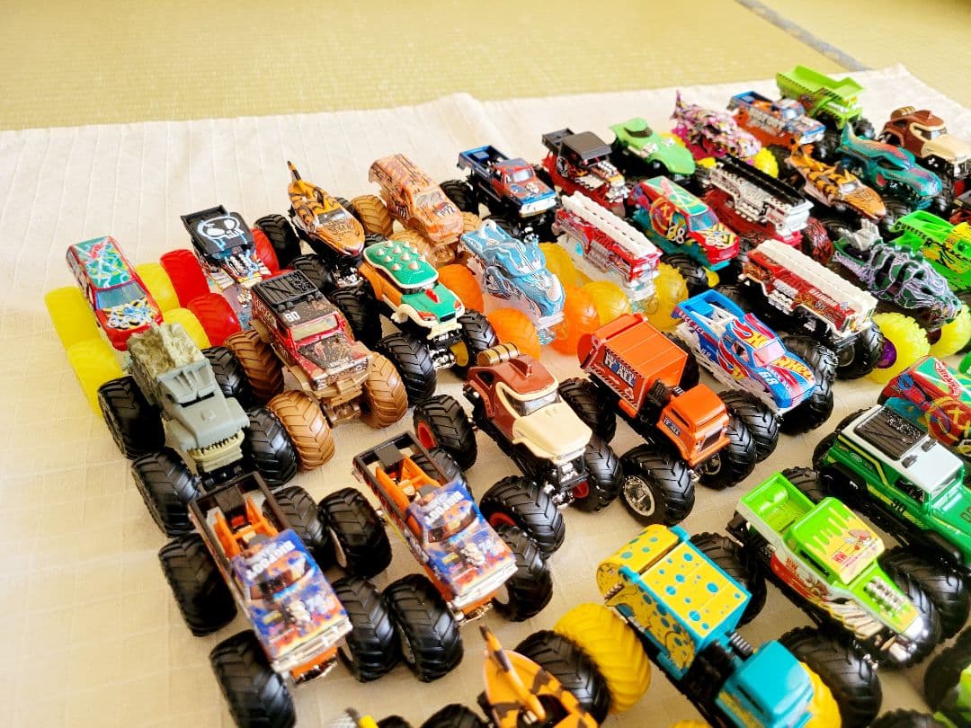 HotWheels　ホットウィール モンスタートラック　ミニカーまとめ売りセット