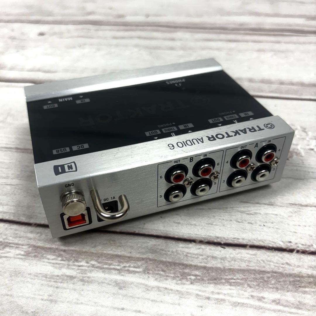 DJ機材 NATIVE INSTRUMENTS TRAKTOR SCRATCH A6