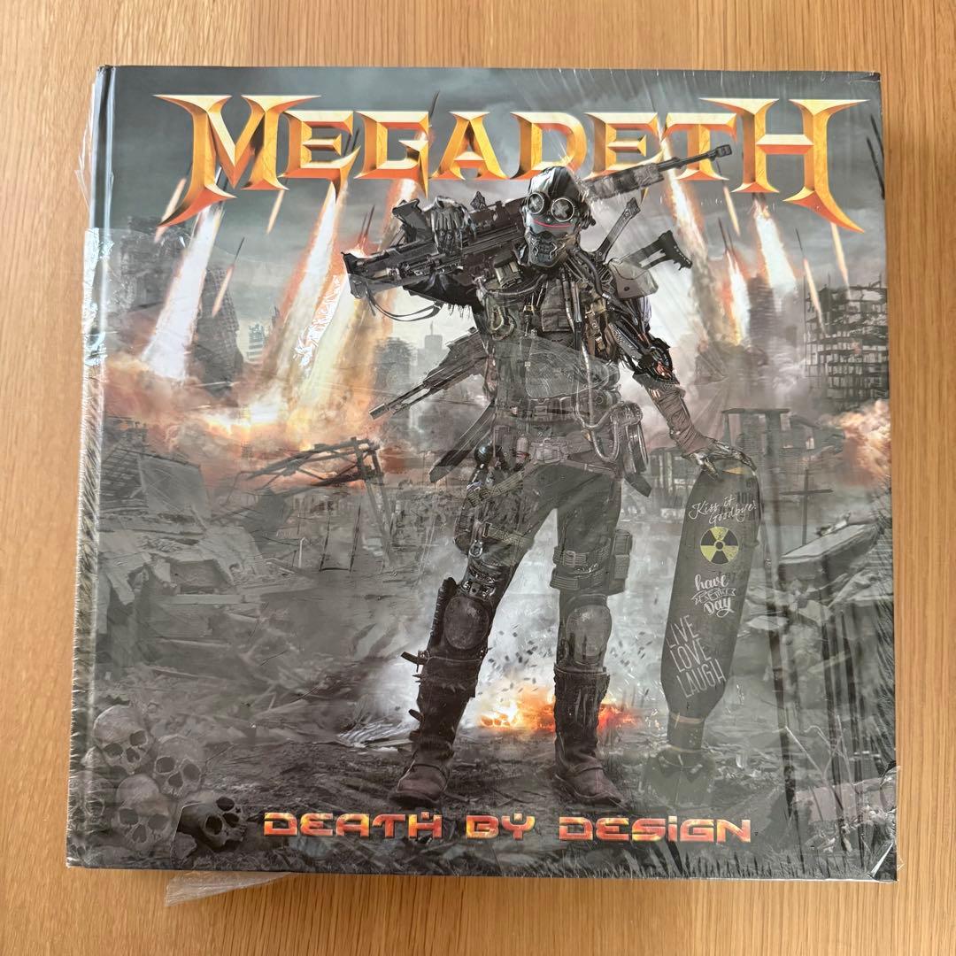【絶版】MEGADETH DEATH BY DESIGN 重厚本