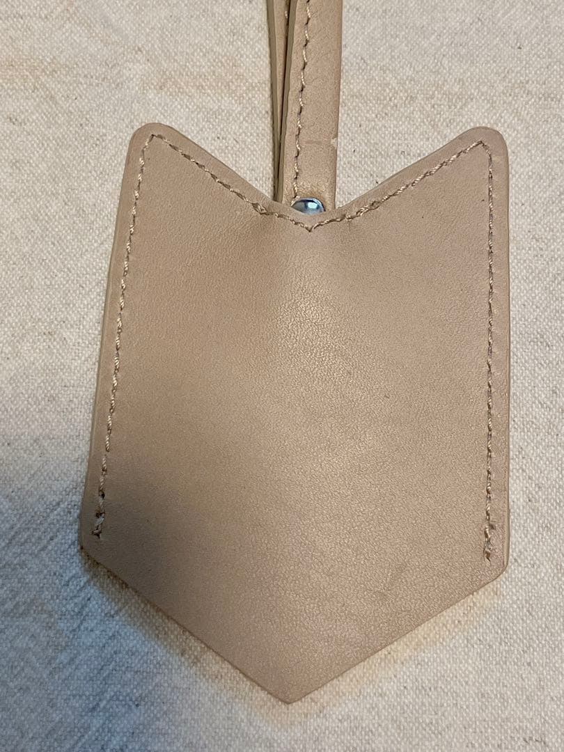 メゾンキツネ ストラップ キーホルダー ベージュ