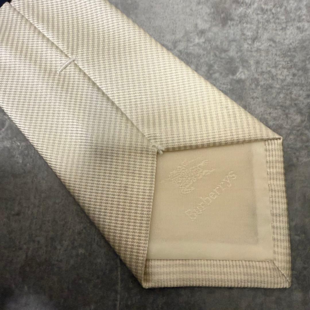 【✨美品✨】BURBERRY バーバリー ネクタイ ホワイト ストライプ 結婚式