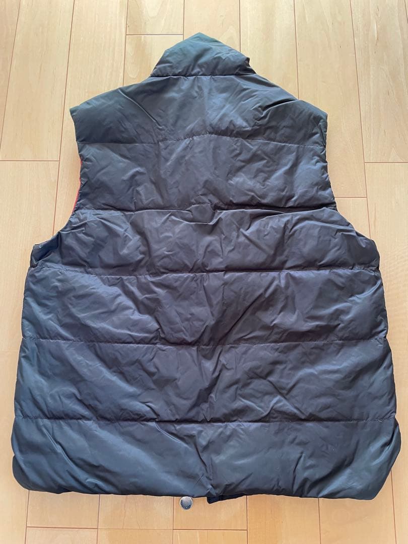 MONCLER ブラウンダウンベスト