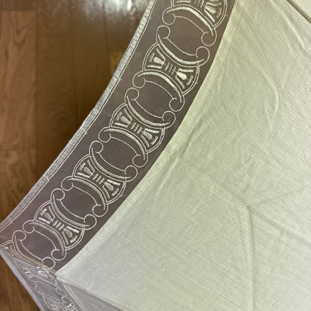 専用セリーヌ　刺繍入り折りたたみ日傘