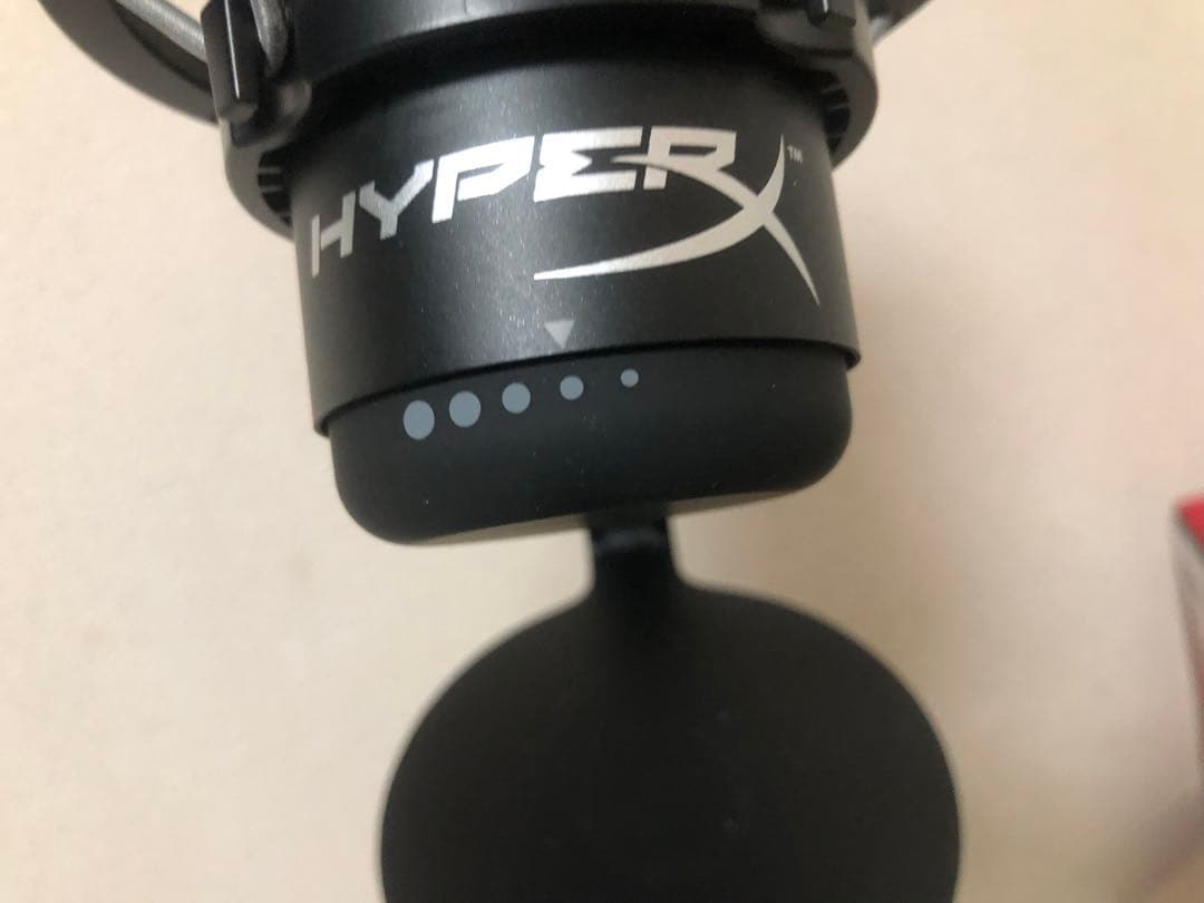 HyperX QuadCast S コンデンサーゲーミングUSBマイク￼