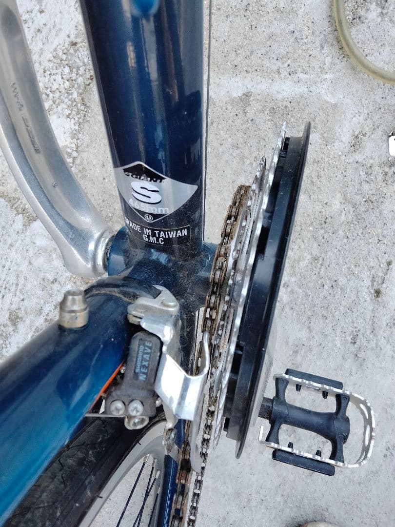 クロスバイク本体