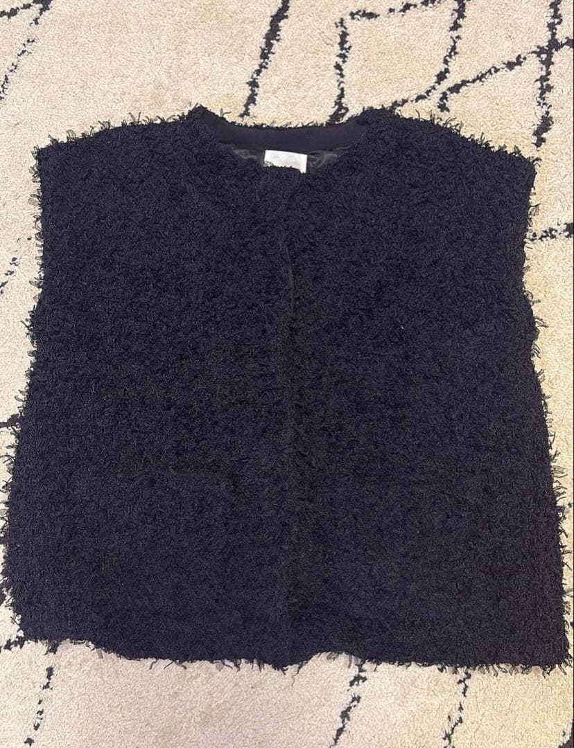 【OHGA】お値下げしました！モケベスト ブラック 美品
