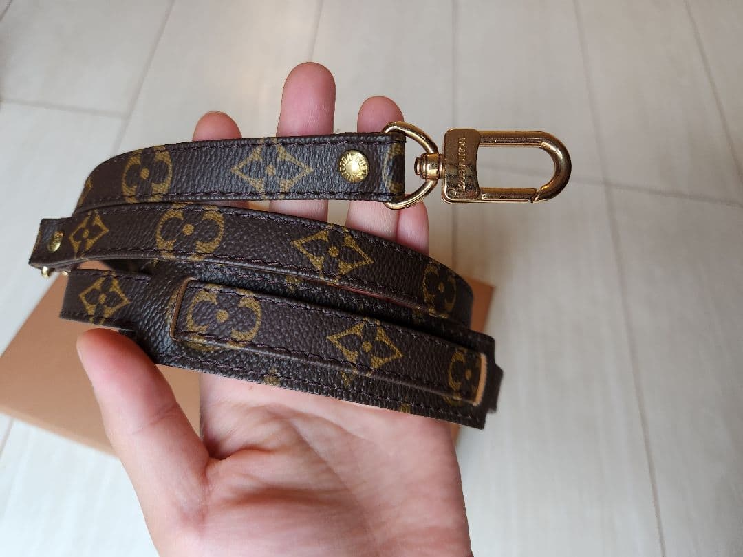ルイヴィトン　LOUIS VUITTON モノグラム　ストラップ　ショルダー紐