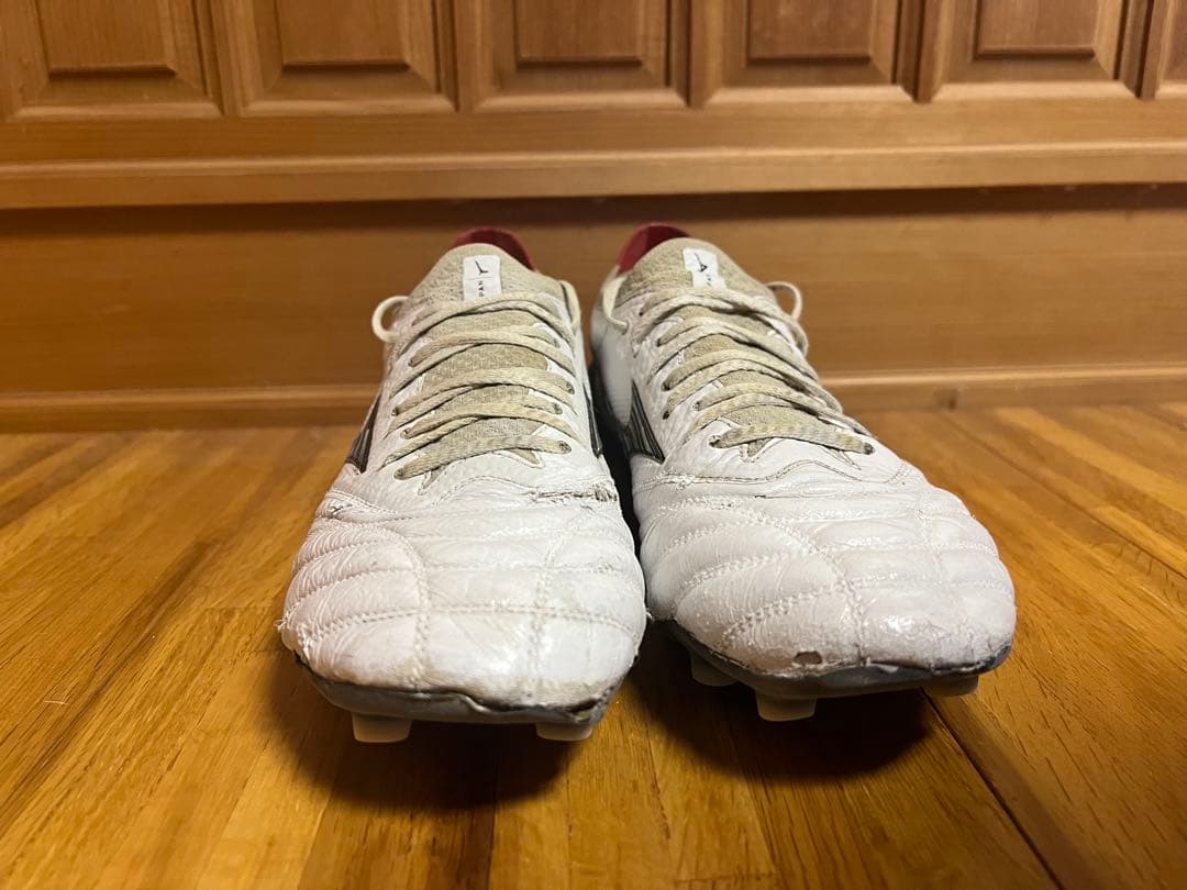 大幅値下げ‼️Mizuno モレリアネオ4ベータ サッカースパイク 26.0