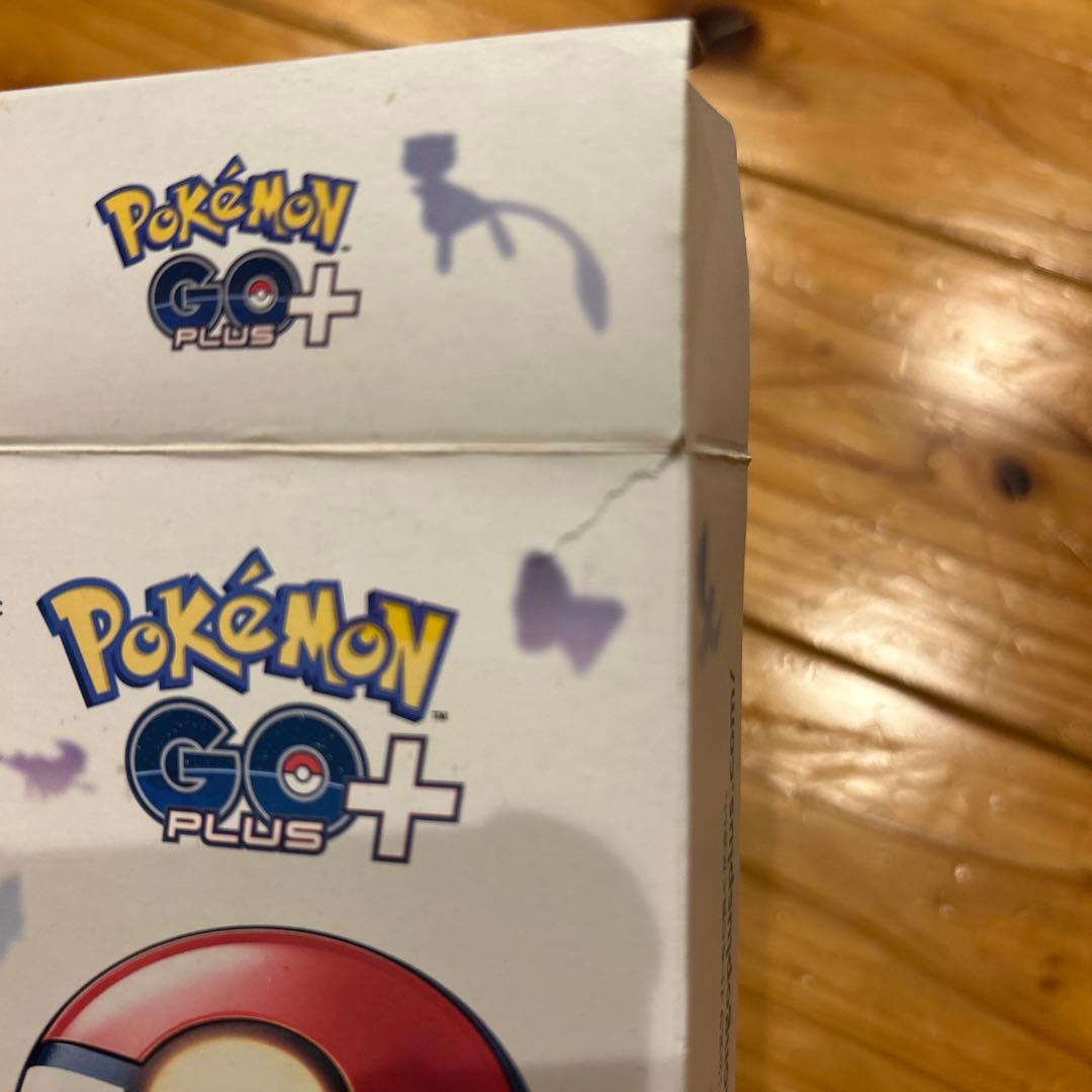 新品未使用　ポケモンGO Plus ＋2個セット 外箱ダメージあり