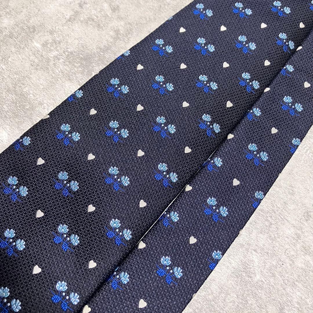未使用品　イヴサンローラン　ネクタイ　花柄　ハート　刺繍　ジャガード織　ネイビー
