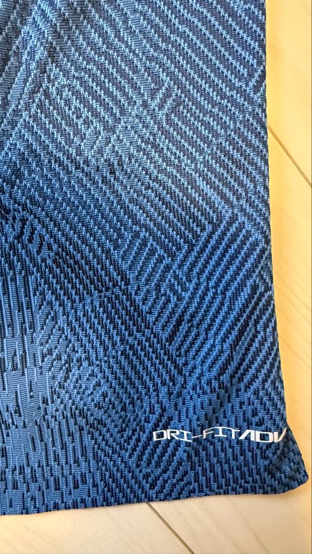 Nike DRI-FIT ブルー ポロシャツ