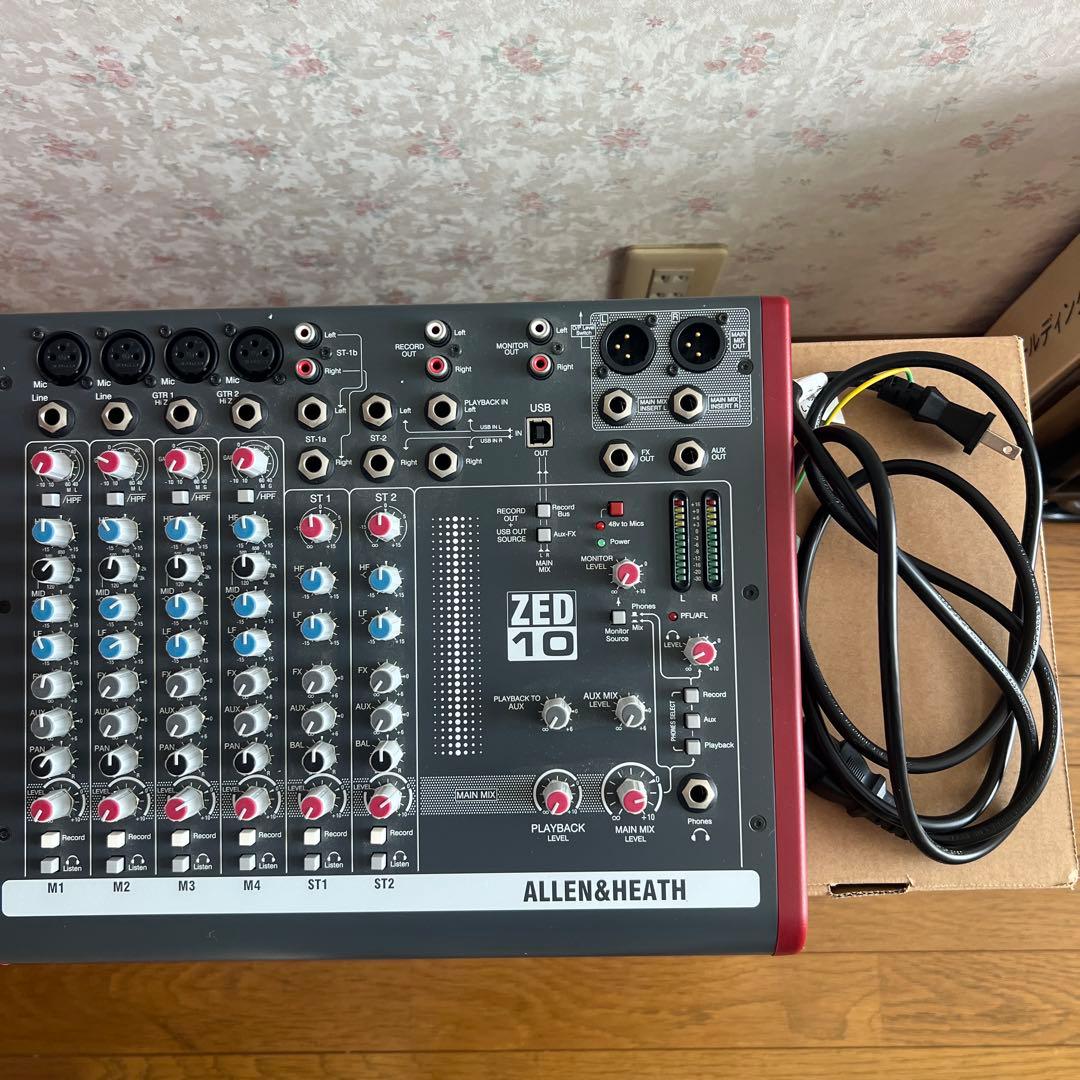 ALLEN & HEATH ZED-10 USB搭載 コンパクトミキサー