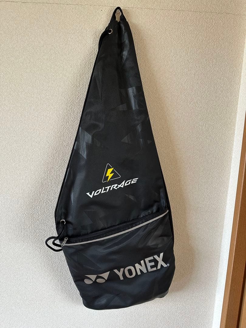 ヨネックスVOLTRAGE 5vテニスラケットラケットケース付き