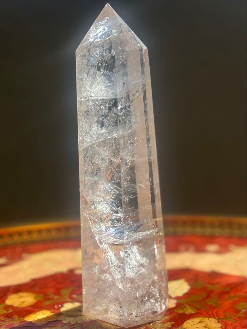 ヒマラヤパワー全開673g ⭐︎虹・クラック共に綺麗☆ヒマラヤ水晶 六角柱原石