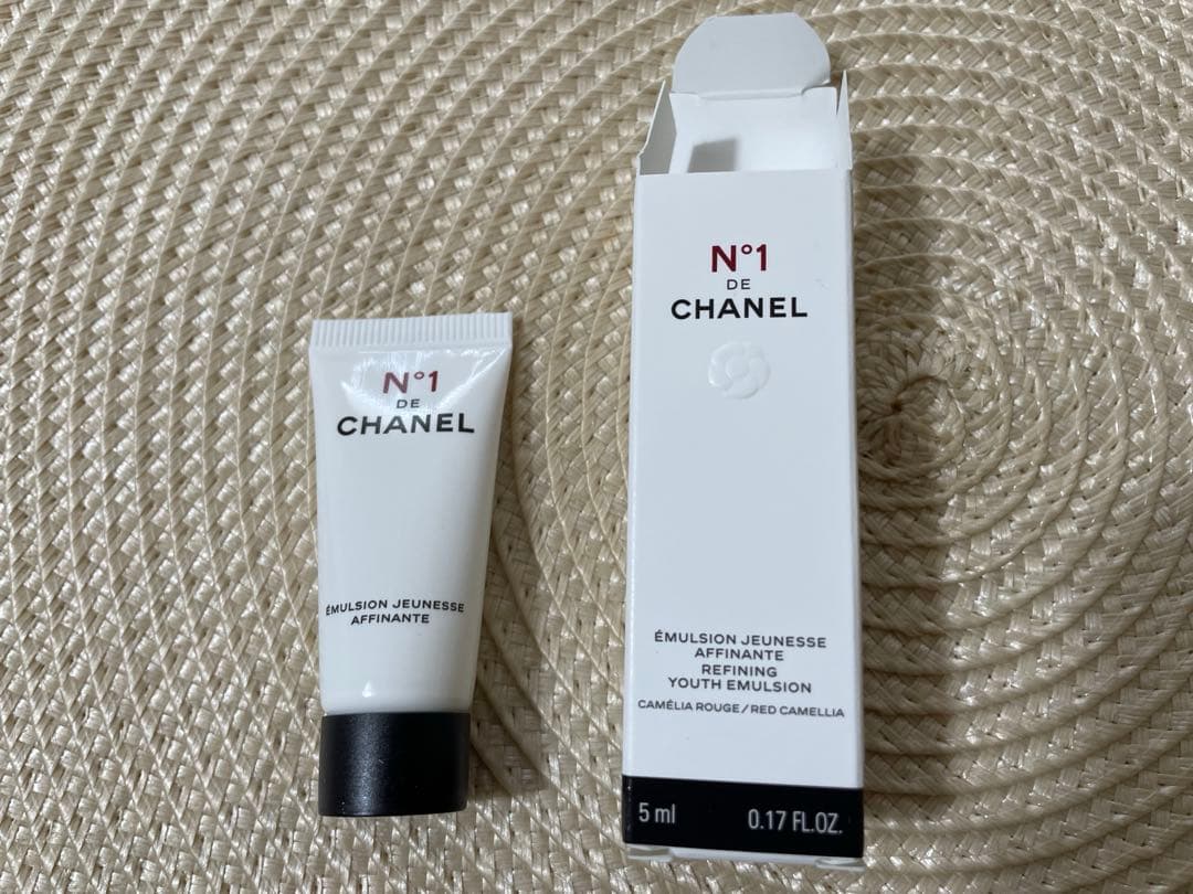 CHANEL シャネル アイシャドウ レキャトルオンブル352※乳液サンプル付き