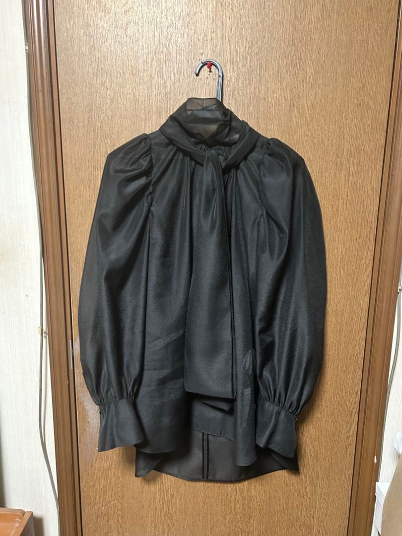 Demi-Luxe BEAMS オーガンジーリボンブラウス　黒　新品タグ付き