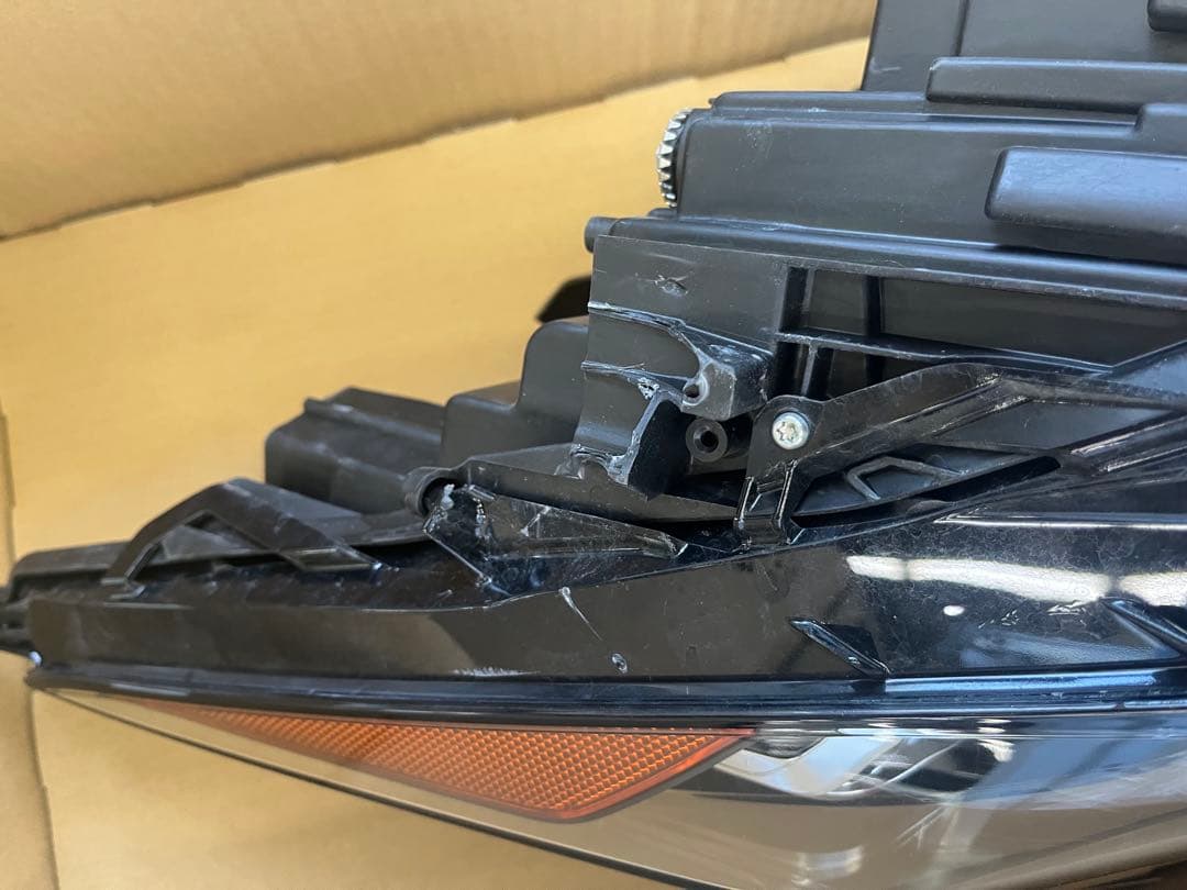 GYL20 レクサスRX 左ヘッドライト