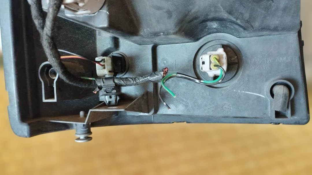 スズキ DA64W ヘッドライト 左右セット中古