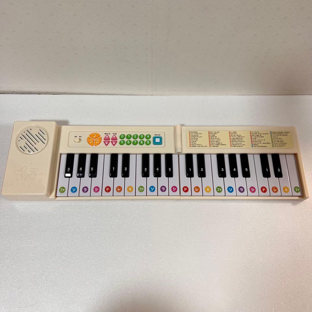 ほぼ未使用！美品！名曲ピアノえほん 新装版！どうようクラシック！廃盤