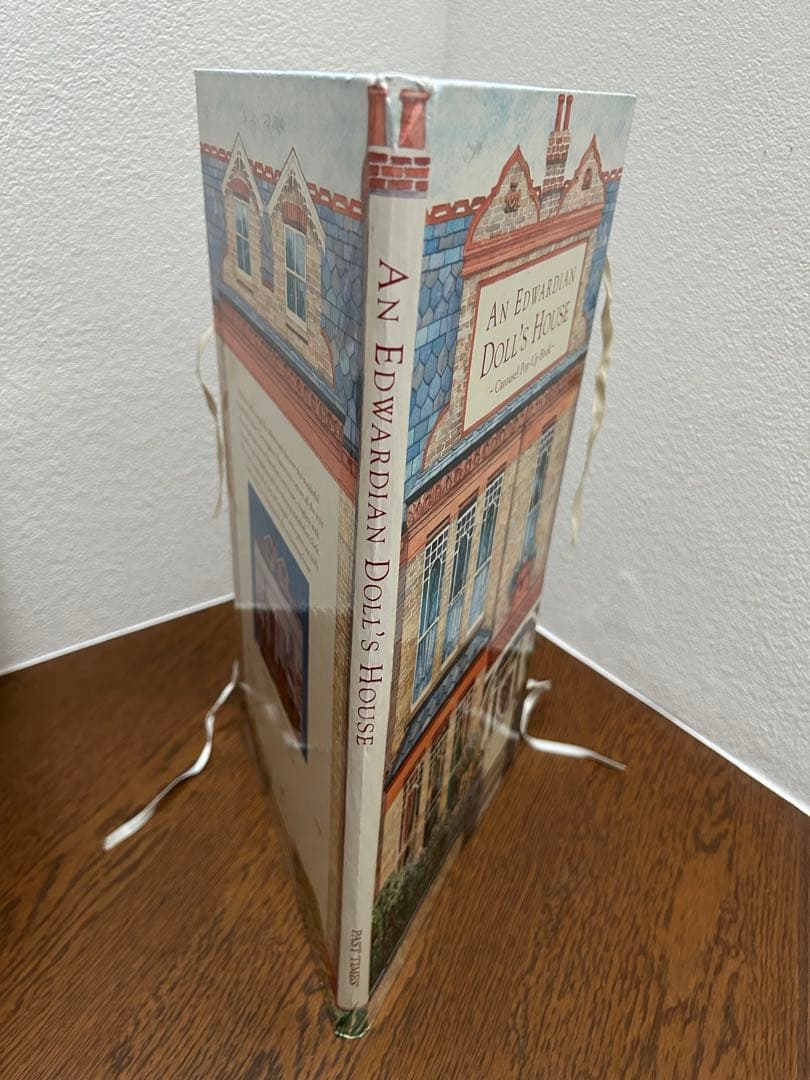 【希少　レア】洋書　飛び出す絵本　Dolls’ Houses