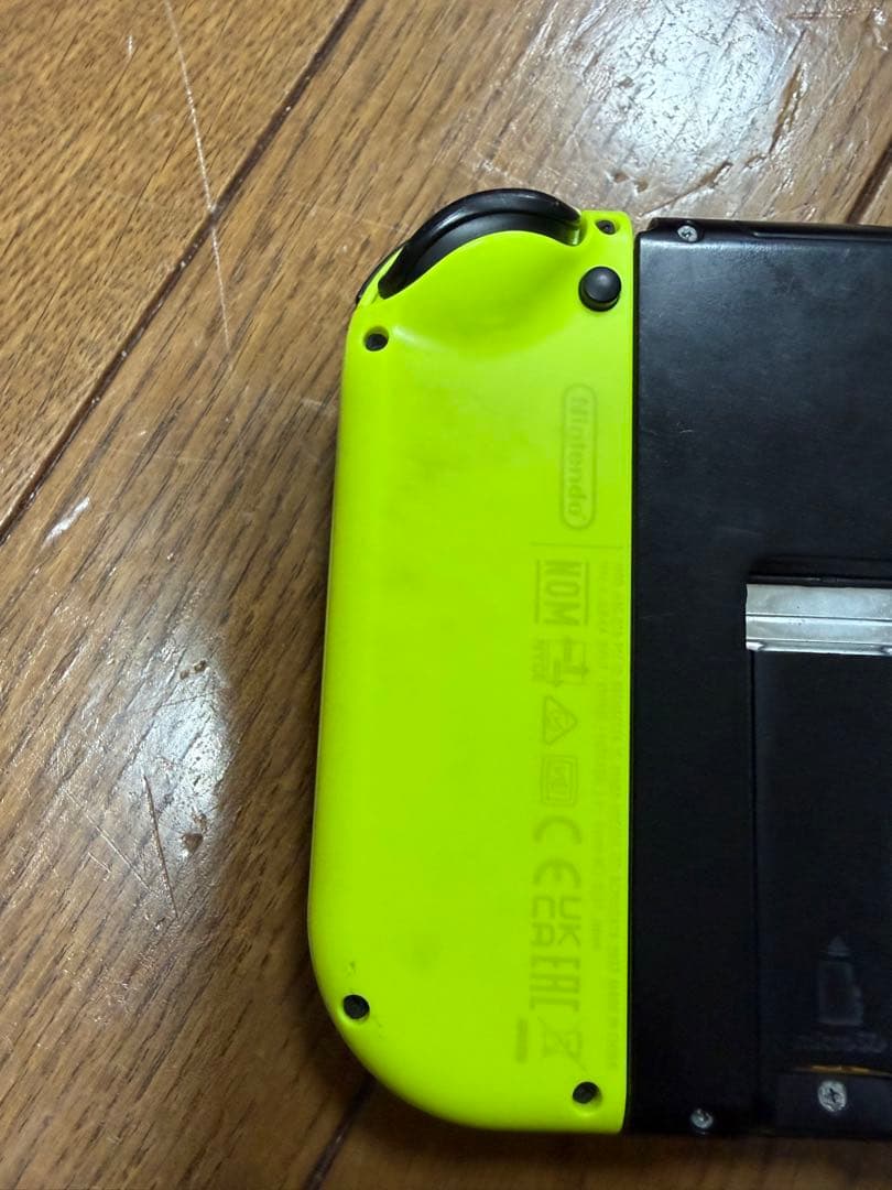 Nintendo Switch 青と黄のジョイコン　ジャンク