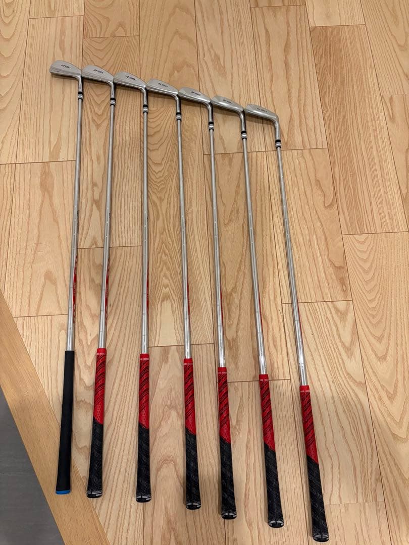 アスリート向け　メンズゴルフクラブセット ヘッドカバー3個　キャディバック付き